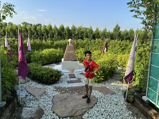 ชมความงดงาม พระพุทธปฐม องค์ใหญ่ที่สุดในประเทศไทย