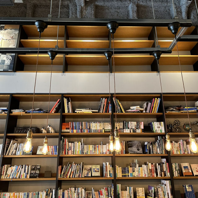 【福岡ホテル】本好きにおすすめ✨ときめき空間なお部屋📕
