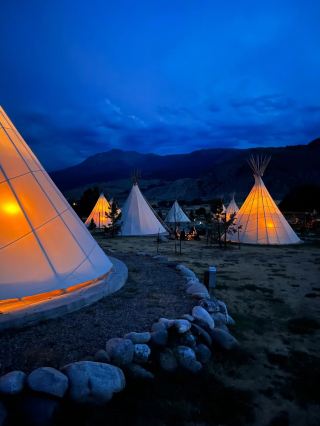 An awesome night camping adventure 💫