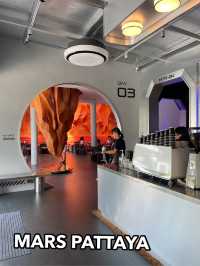 MARS PATTAYA คาเฟ่ธีมอวกาศ