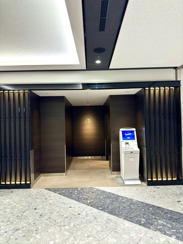 札幌　札幌観光　新千歳空港JALサクララウンジでゆったり過ごす！