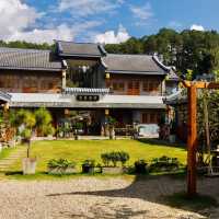 Miwo Kezhan มิโวเคอจ้าน บ้านรักไทย 