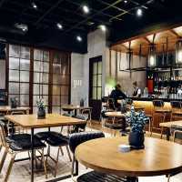 MISA Dining & Listening Room 