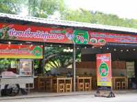 ก๋วยเตี๋ยวไก่ตุ๋นมะระ บุฟเฟ่ต์ 79 บาท