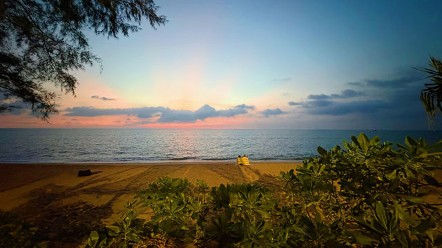 An Unforgettable Stay at Le Méridien Phuket Mai Khao Beach Resort