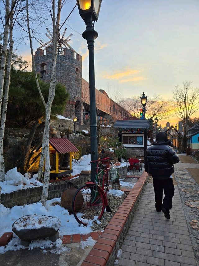 밤이 기다려지는 유럽감성 테마파크✨️