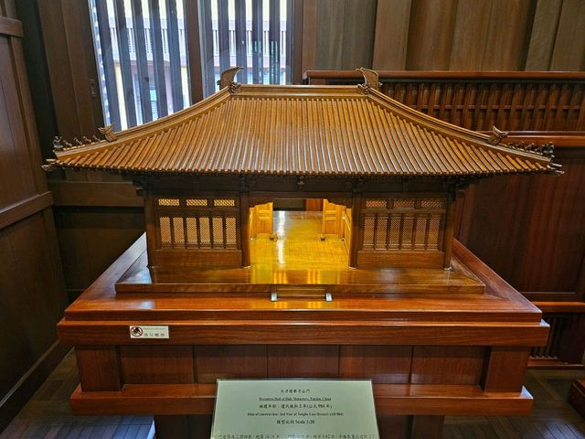 鬧市中的一片佛門淨土