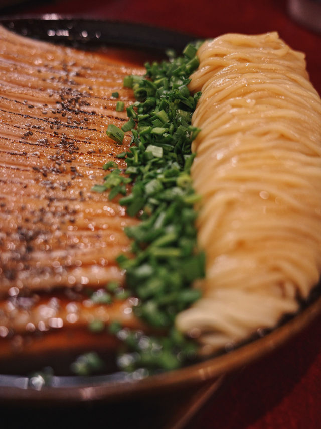 釜山必吃 連Rain都愛的豬肉湯飯，嚴湧帛到底有多好吃？ 