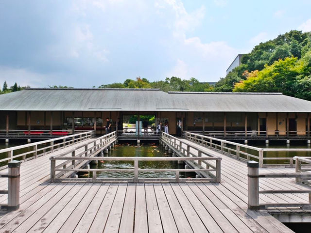 Hiroshima : สวนซันเคเอน Sankeien Garden