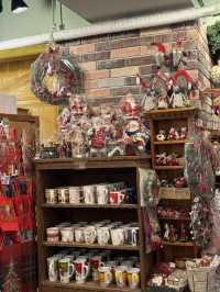 【沖縄県/北谷】一年中クリスマスのお店！？