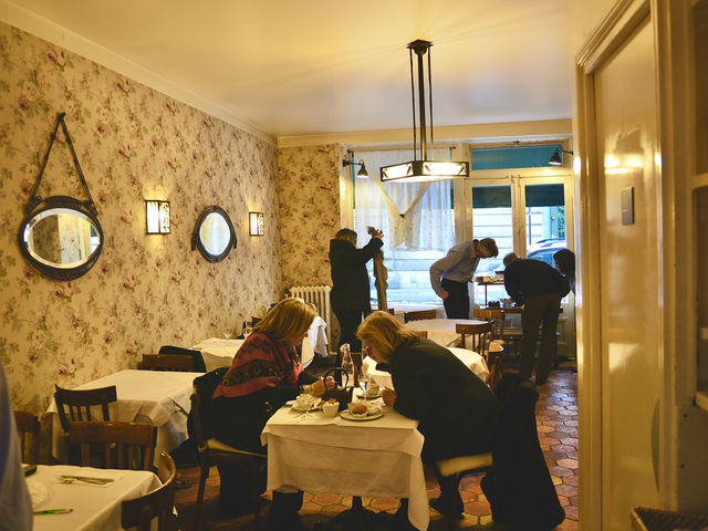 Tasty homemade desserts at Les Deux Abeilles🧁 Tasty homemade desserts at Les Deux Abeilles🧁