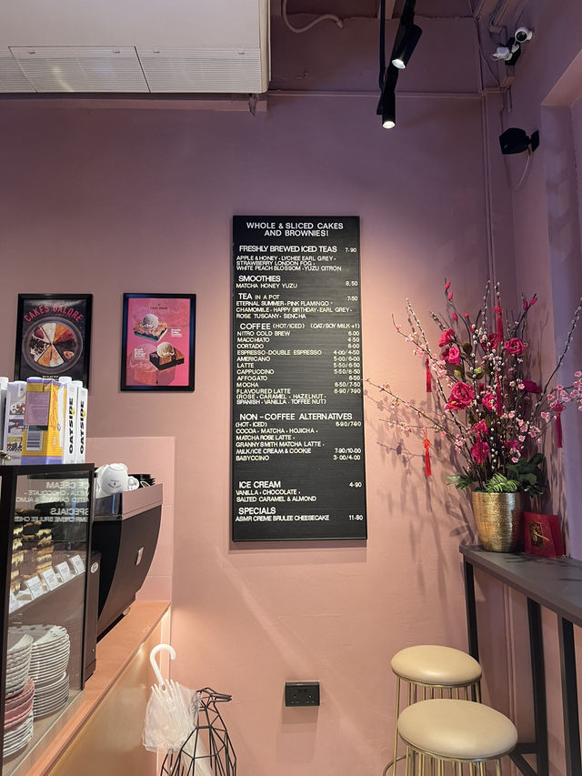 Rainy cafe visit at Cake Spade