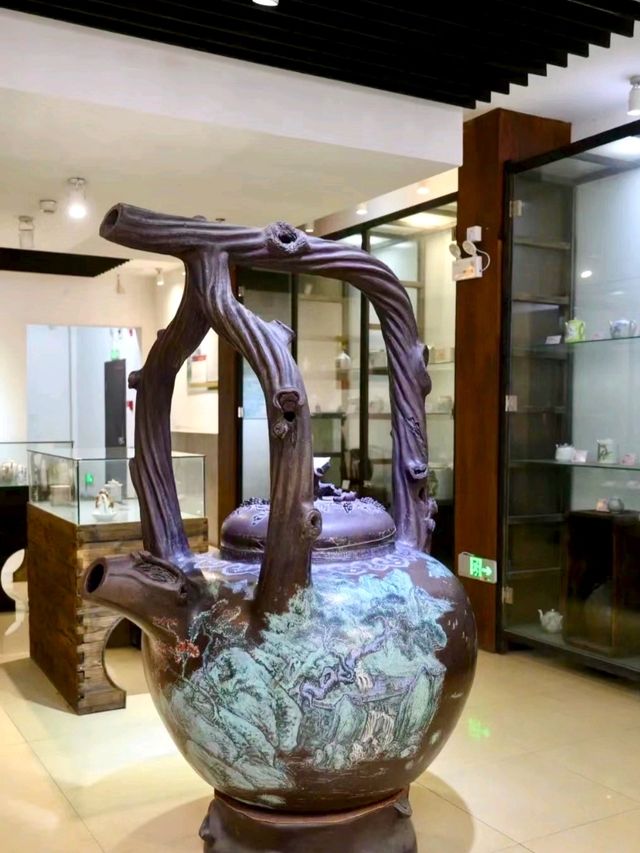 Zhang Sheng Art Museum: A Tribute to Art