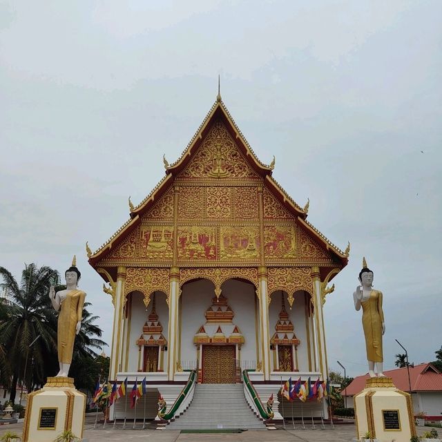 Awe-Inspiring Discoveries: Hidden Gems of Thatluang Park