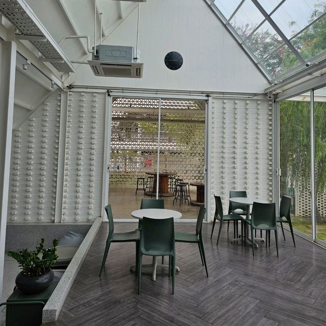 The Attic Cafe | คาเฟ่ Vibes ดีที่ต้องไปลอง