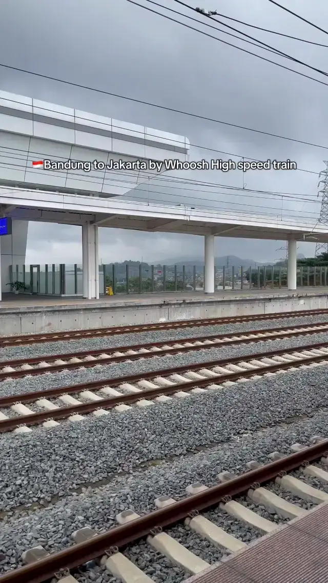 🇮🇩Bandung to Jakarta by Whoosh high speed train
