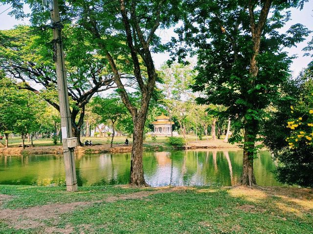 泰國曼谷市中心素坤逸區城市綠洲公園一日遊行程，親子遊行程，素坤逸繁華大道，適合打卡拍照📸親子遊