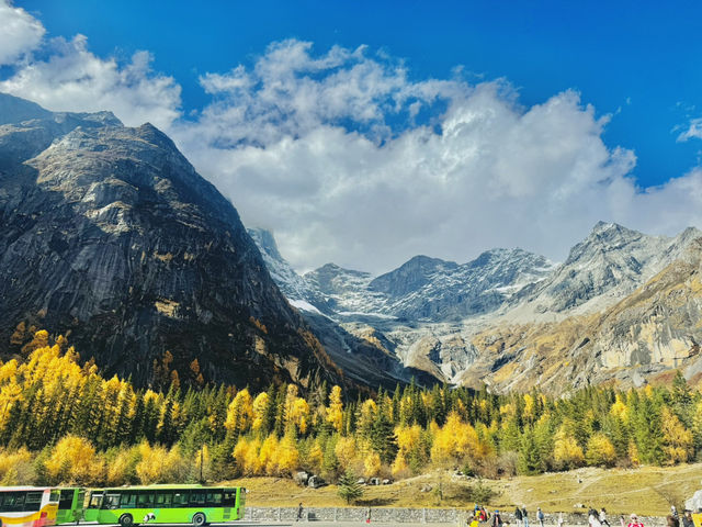  ภูเขา 4 ดรุณี (Siguniangshan, 四姑娘山) 🇨🇳
