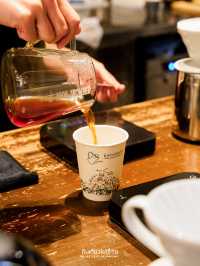 Knockbox Coffee กาแฟดี บรรยากาศย่านใน Central