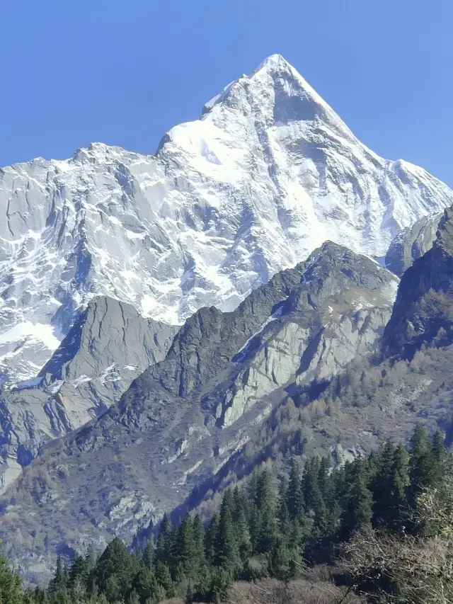 มัดรวม 8 ภูเขาหิมะในจีน ห้ามพลาด!