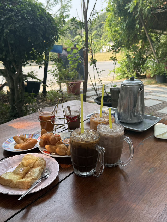 🤎 ร้านอาหารเช้า  |  อยู่ถนอมคาเฟ่ นครปฐม🥐🥨