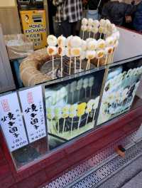 帶著小孩到淺草寺參拜祈福