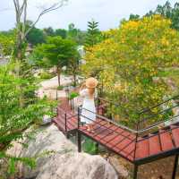   คาเฟ่สุดชิลล์ในสวนบรรยากาศร่มรื่น