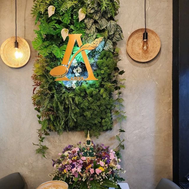 【バンコク】お洒落なタイ料理🍴Anya Authentic Thai Cuisine