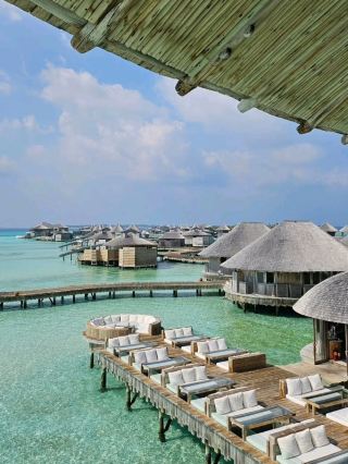 🌴 Ultimate Luxury in the Maldives: Soneva Jani Paradise  🌊✨