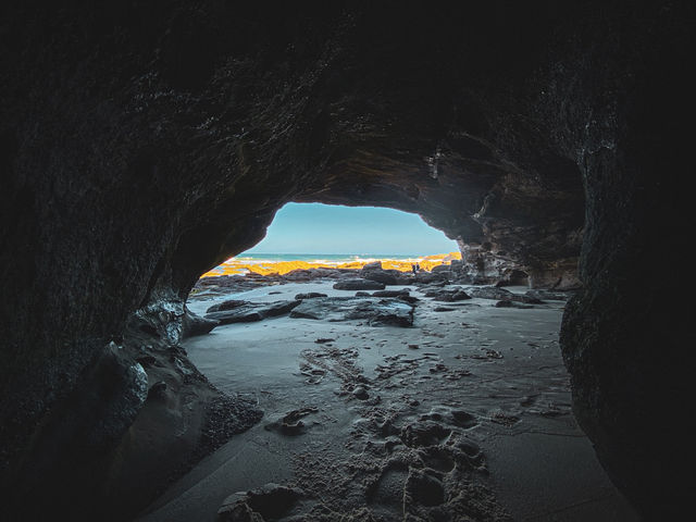 케이브즈 비치(Caves Beach), 뉴사우스웨일스의 숨은 보석