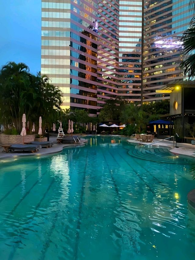 Wake Up to Victoria Harbour: A Comfortable and Convenient Stay at Grand Hyatt Hong Kong. 