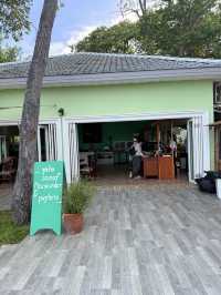 คาเฟริมทะเลหัวหิน vibe ดีมาก มาแรงในตอนนี้
