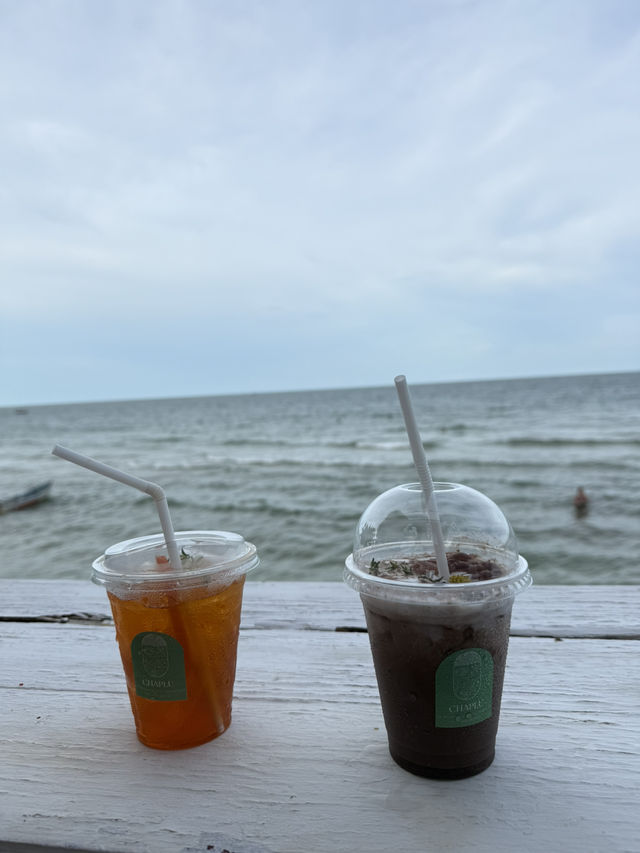 คาเฟริมทะเลหัวหิน vibe ดีมาก มาแรงในตอนนี้