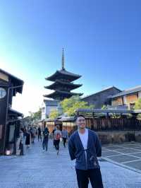 Step Back in Time on Ninenzaka Street – Kyoto’s Timeless Treasure