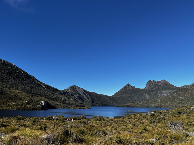 Explore the beauty of Cradle Mountain Dove Lake