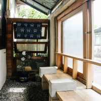 Yasumi Café (ยาสุมิ คาเฟ่) : คาเฟ่สไตล์ญี่ปุ่น