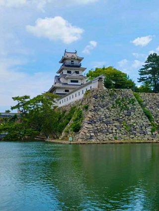 Imabari-jō Castle – The Coastal Fortress of Shikoku