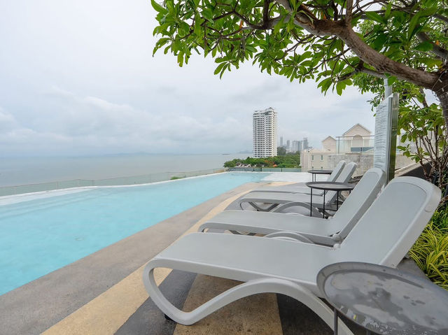 โรงแรมสุดชิค บรรยากาศสุดชิล ริมหาดจอมเทียน 🏖️