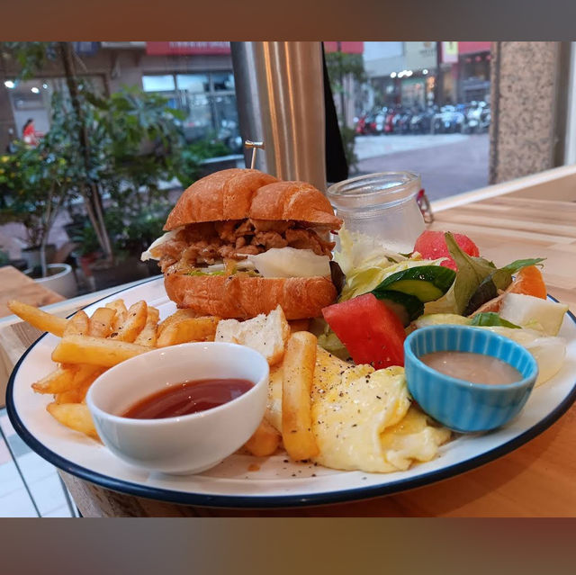 Mosaic Café 馬賽克廚房🥗