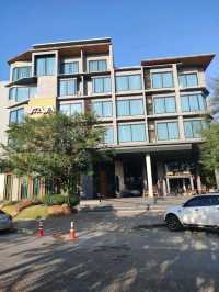 "Hatyai Signature Hotel: A Tranquil Retreat with Warm Hospitality"