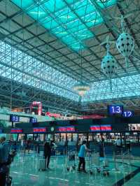探索桃園國際機場第二航廈：不僅是轉運站，更是旅途中的亮點！