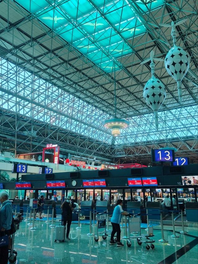 探索桃園國際機場第二航廈：不僅是轉運站，更是旅途中的亮點！