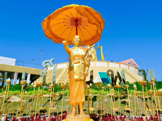 心に響く体験を、ワット・モンコンテープで。🙏🌿 #タイの文化体験 #ワットモンコンテープ