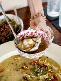 มาลองปลาต้มผักกาดดอง ที่ Chuan Kitchen