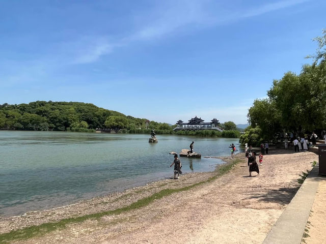 🌿 Yuantouzhu 鼋头渚 — A Peaceful Summer Escape by Taihu Lake