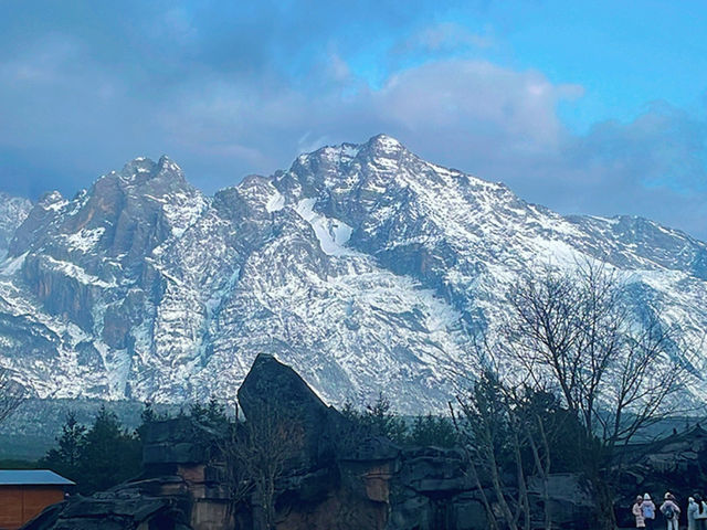 Snow mountain trip