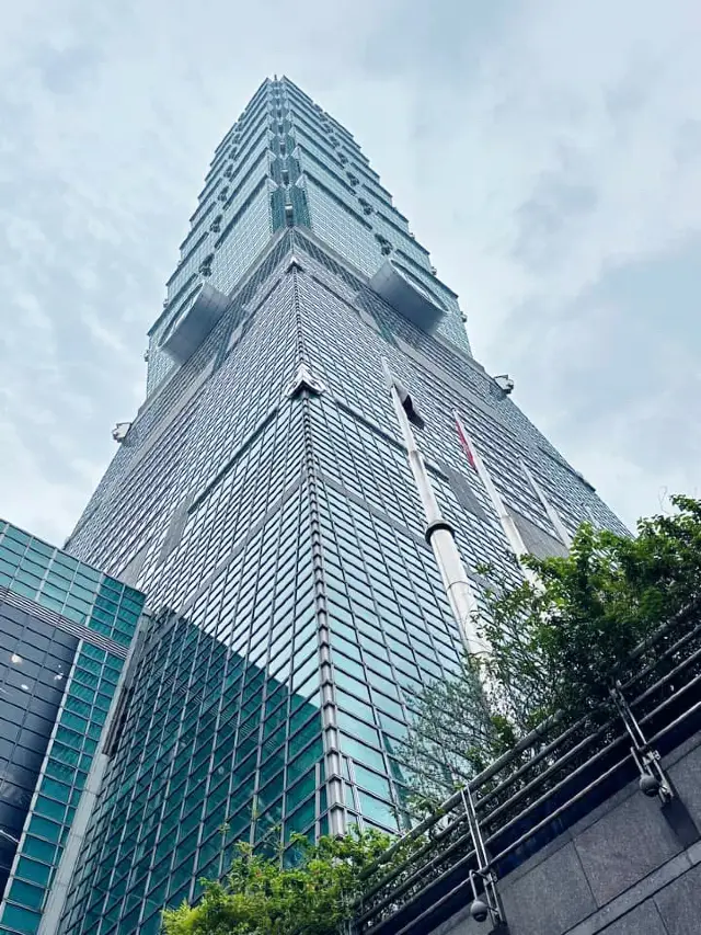 台北101,一次登頂,一生難忘。