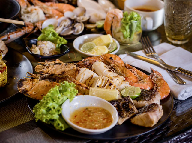 Edgewater Seafood Buffet at Amari Phuket