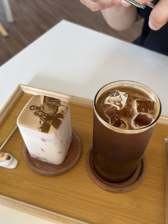 ☕ 문래 창작촌 카페 후기 🎨