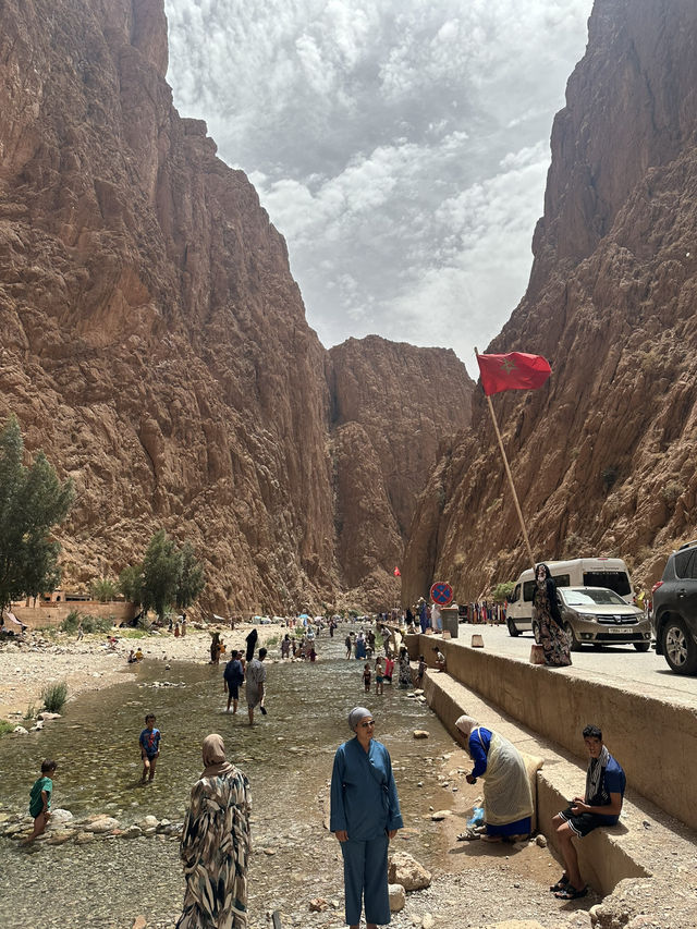 🐪心を奪われる大自然！モロッコで出会う絶景2選【サハラ砂漠＆トドラ渓谷】🇲🇦⛰️🌅